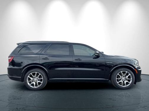 DB Black Clearcoat 2026 Dodge Durango GT Plus