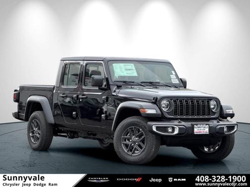 Black Clearcoat 2026 Jeep Gladiator Sport