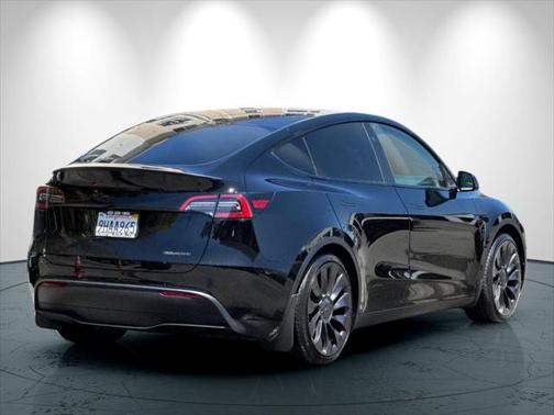 2023 Tesla Model Y Performance Dual Motor All-Wheel Drive