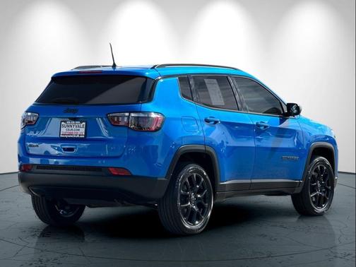 Hydro Blue Pearlcoat 2026 Jeep Compass Latitude