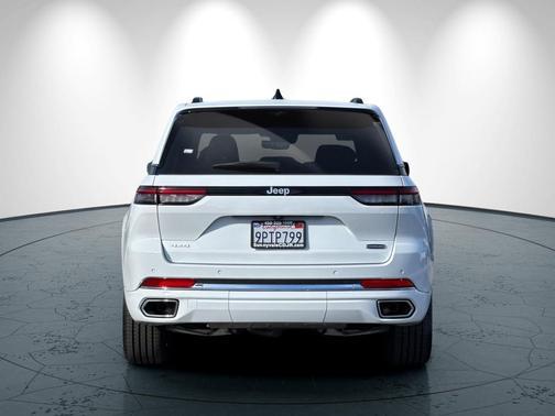 2024 Jeep Grand Cherokee Overland