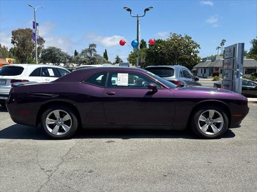 2020 Dodge Challenger SXT