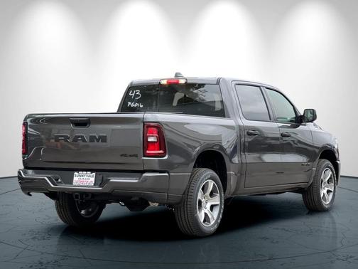 Granite Crystal Metallic Clearcoat 2026 RAM 1500 Express