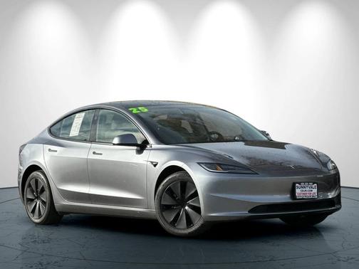 2025 Tesla Model 3 Long Range