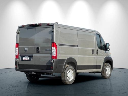 2026 RAM ProMaster 1500 Low Roof