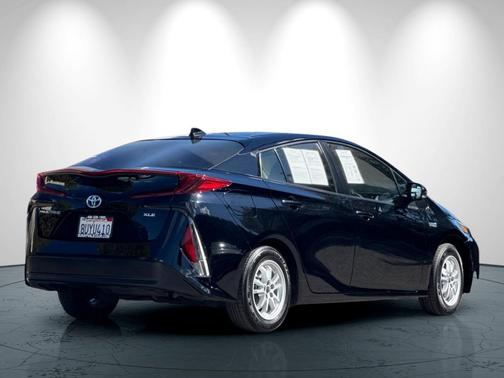 2021 Toyota Prius Prime XLE