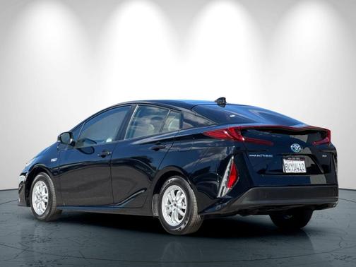 2021 Toyota Prius Prime XLE