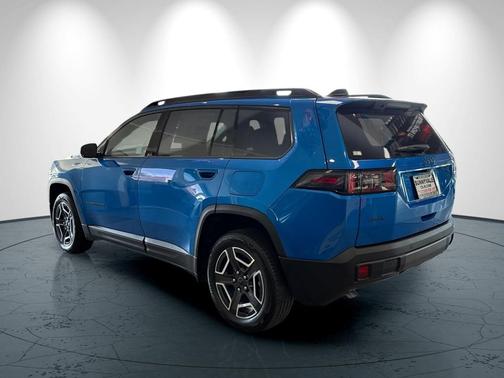 Hydro Blue Pearlcoat 2026 Jeep Cherokee Limited