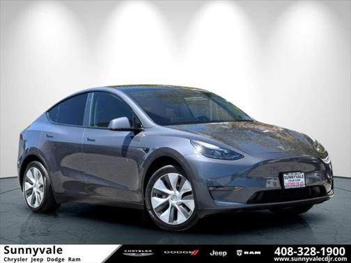 2023 Tesla Model Y Long Range Dual Motor All-Wheel Drive