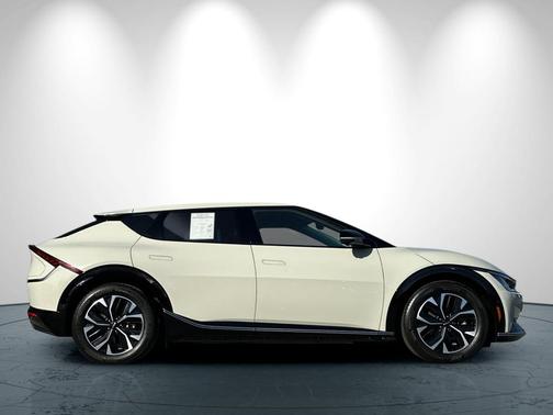 2024 Kia EV6 Wind