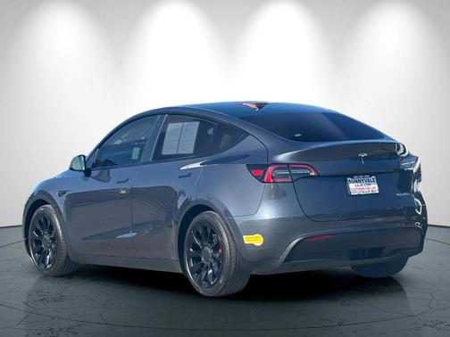 2023 Tesla Model Y Performance Dual Motor All-Wheel Drive
