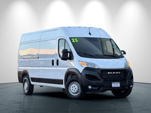 2025 RAM ProMaster 2500 Tradesman