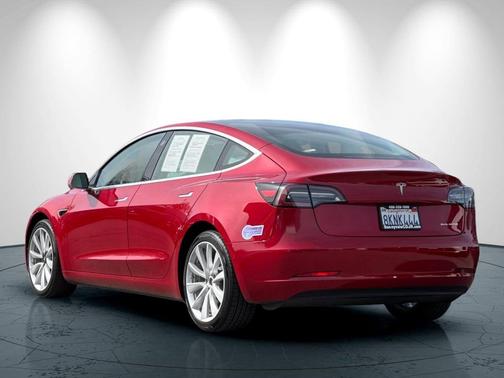 Red Multi-Coat 2019 Tesla Model 3 Long Range