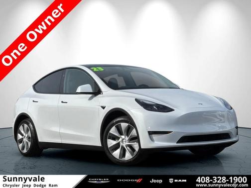2023 Tesla Model Y RWD