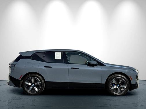2023 BMW iX xDrive50