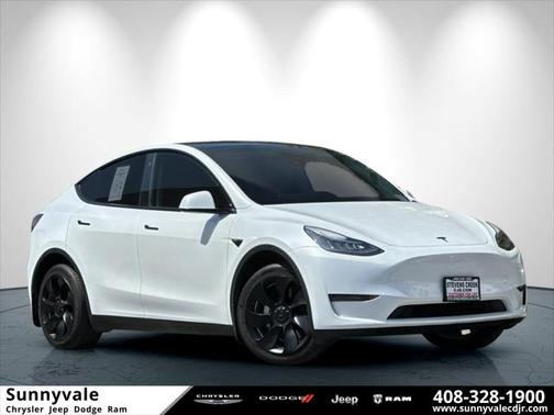 2023 Tesla Model Y Long Range Dual Motor All-Wheel Drive