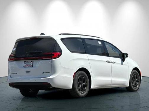 2025 Chrysler Pacifica Hybrid Premium S Appearance Pkg
