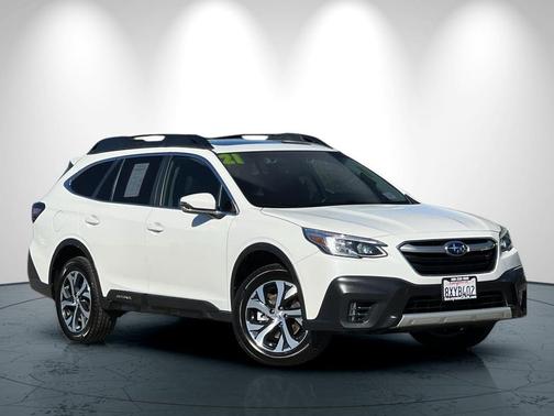 Crystal White Pearl 2021 Subaru Outback Limited XT