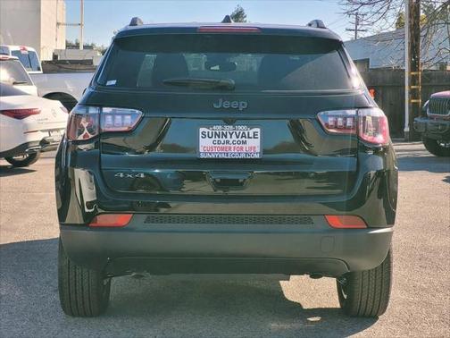 2025 Jeep Compass Latitude