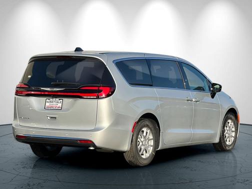 2026 Chrysler Pacifica L