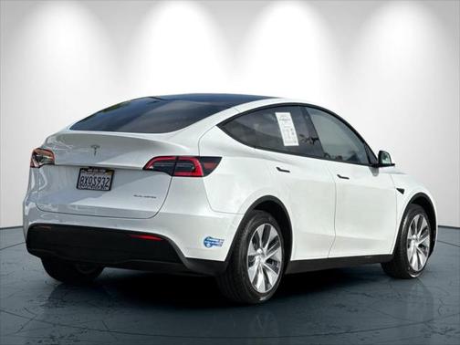2021 Tesla Model Y Long Range Dual Motor All-Wheel Drive