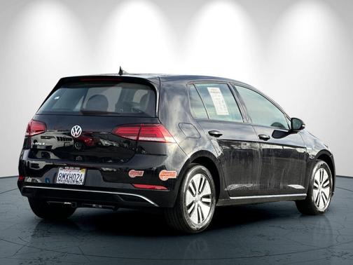 2019 Volkswagen e-Golf SE