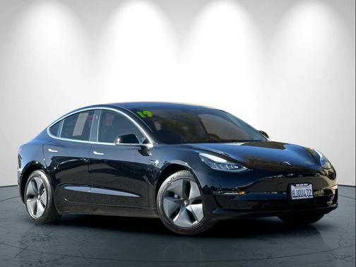 2019 Tesla Model 3 Standard Range Plus
