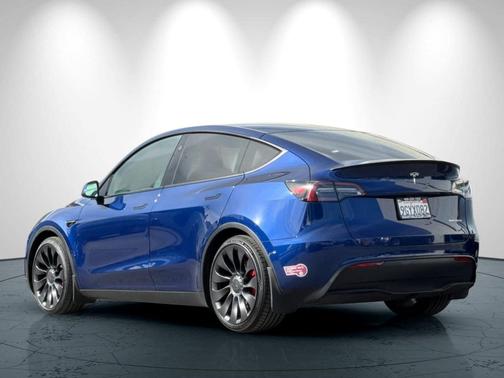 2023 Tesla Model Y Performance Dual Motor All-Wheel Drive