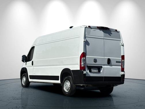 Bright White Clearcoat 2026 RAM ProMaster 2500 Tradesman