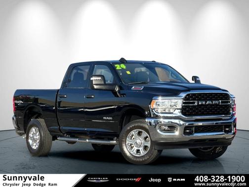 2024 RAM 2500 Big Horn Crew Cab 4x4 6'4' Box