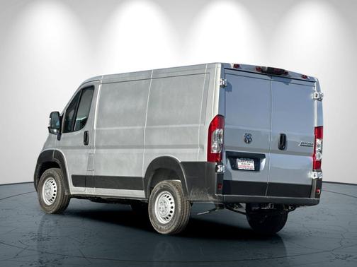 2026 RAM ProMaster 1500 Low Roof