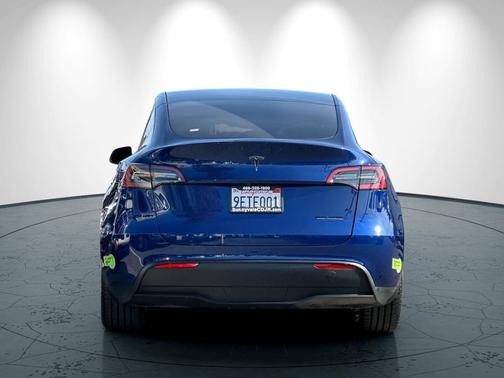 Deep Blue Metallic 2023 Tesla Model Y Long Range Dual Motor All-Wheel Drive