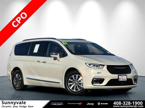 2021 Chrysler Pacifica Hybrid Limited