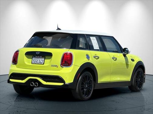 2023 MINI Hardtop Cooper S