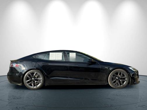 2021 Tesla Model S Plaid
