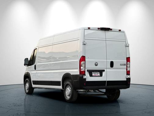 2025 RAM ProMaster 2500 Tradesman
