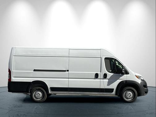 2026 RAM ProMaster 3500 High Roof