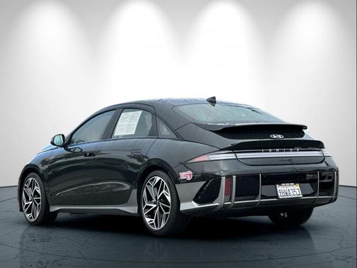 2023 Hyundai IONIQ 6 SEL