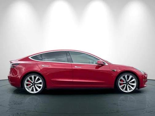 2018 Tesla Model 3 Long Range