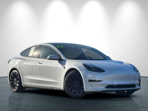 Pearl White Multi-Coat 2022 Tesla Model 3 Performance