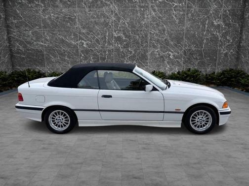 Alpine White 1999 BMW 323 iC