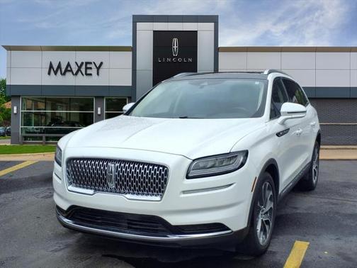 2022 Lincoln Nautilus Reserve