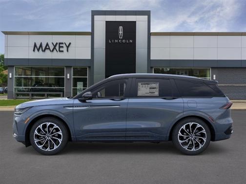 2025 Lincoln Nautilus Reserve