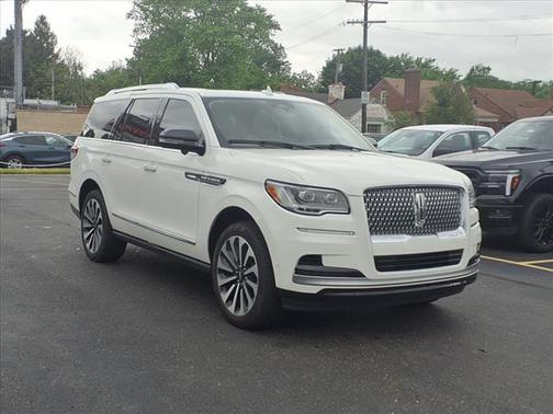 2023 Lincoln Navigator Reserve