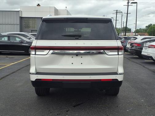 2023 Lincoln Navigator Reserve