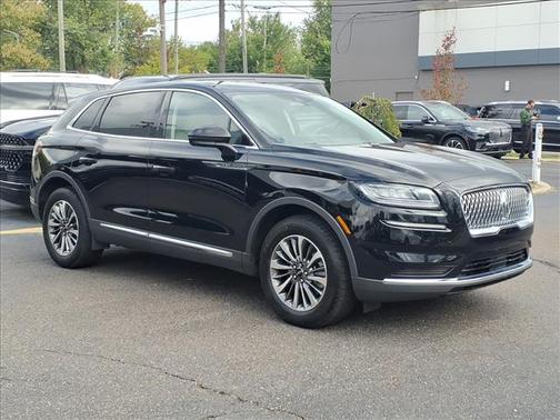 2023 Lincoln Nautilus Standard