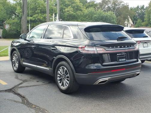 2023 Lincoln Nautilus Standard