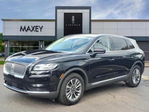 2023 Lincoln Nautilus Standard