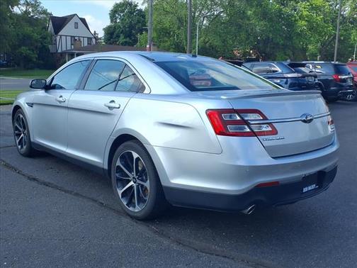 2015 Ford Taurus SEL