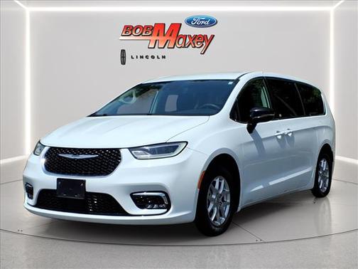 Bright White Clearcoat 2024 Chrysler Pacifica Touring-L